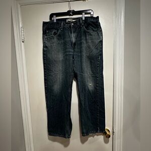 LEVI'S 559 Relaxed Straight Fit 38x30 Denim. Medium Wash. 5 Pockets. Baggy.